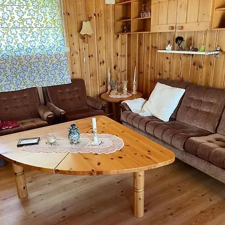 Fin Landlig Med Utsikt 사릅스보르그