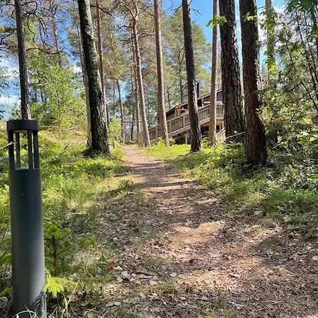 度假居 Fin Landlig Med Utsikt 萨普斯堡