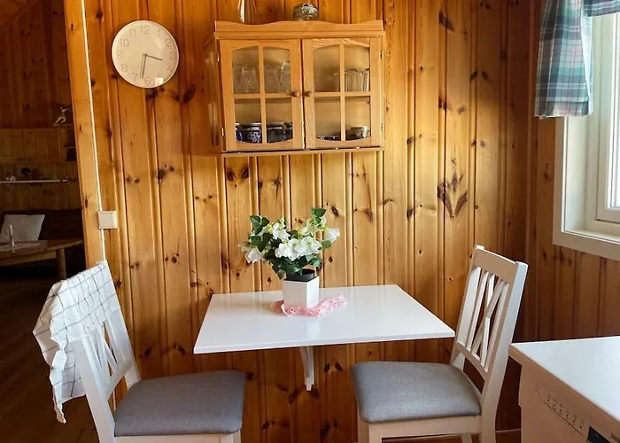 Fin Landlig Med Utsikt Nyaraló *