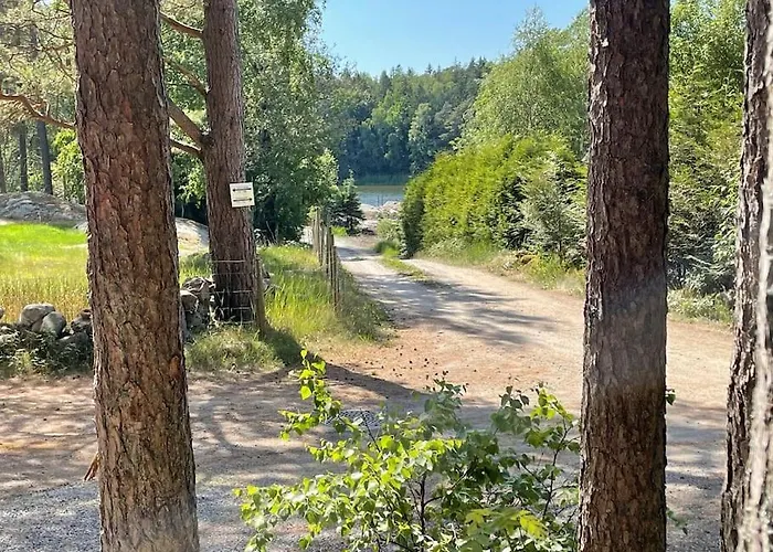 Fin Landlig Med Utsikt Nyaraló *